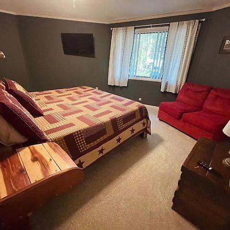 Cabin With Treehouse Views, 3 King Beds, 4 Bunks, And Large Hot Tub! Gatlinburg Exterior foto
